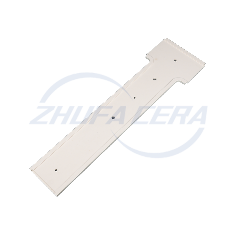 Piatto in ceramica di allumina